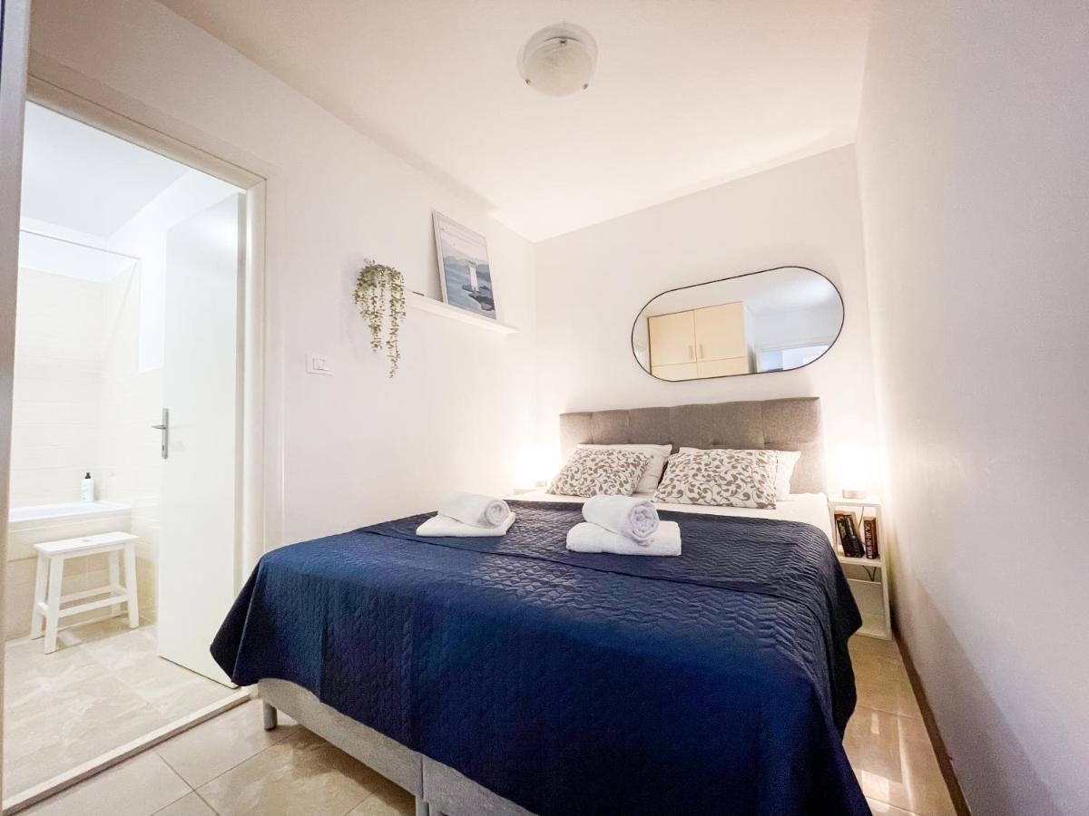 Apartment Zenta With Free Private Parking Split Exterior photo